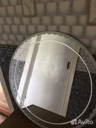 Зеркало настенное