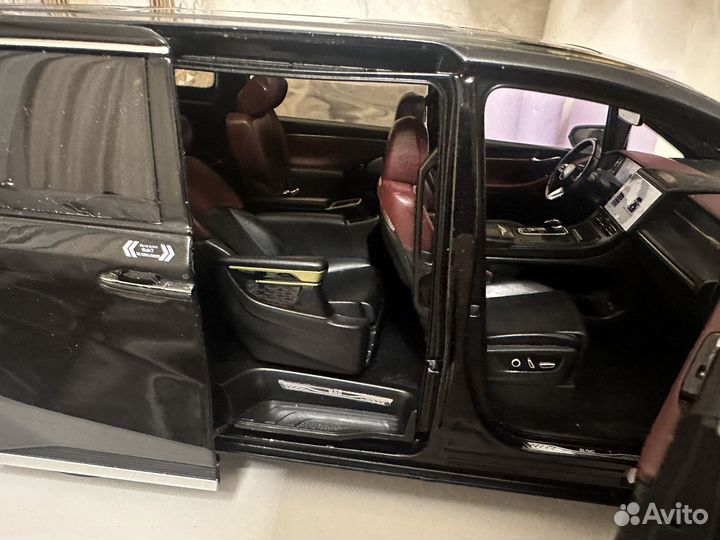 Копия автомобиля gac m8