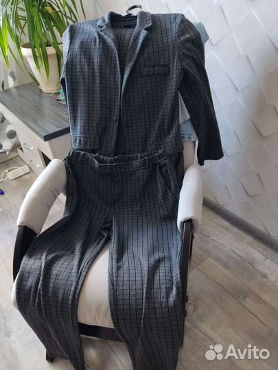 Костюм мужской