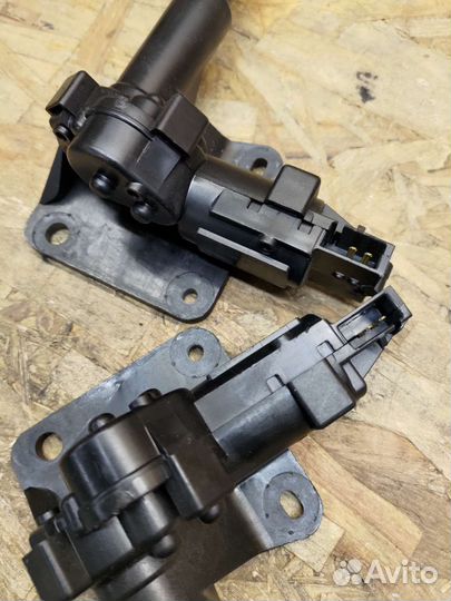 Моторчик форточки Додж караван Вояджер 01-07г