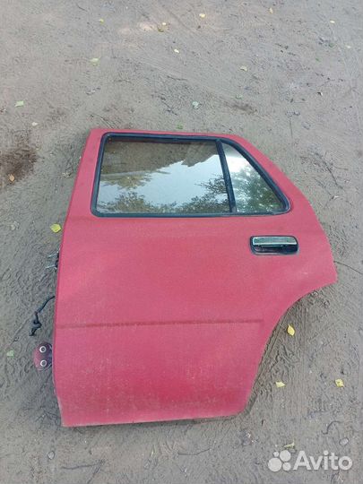 Дверь задняя левая Toyota Hilux surf