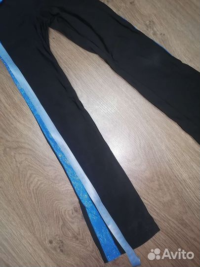 Тренировочный костюм для фигурного катания