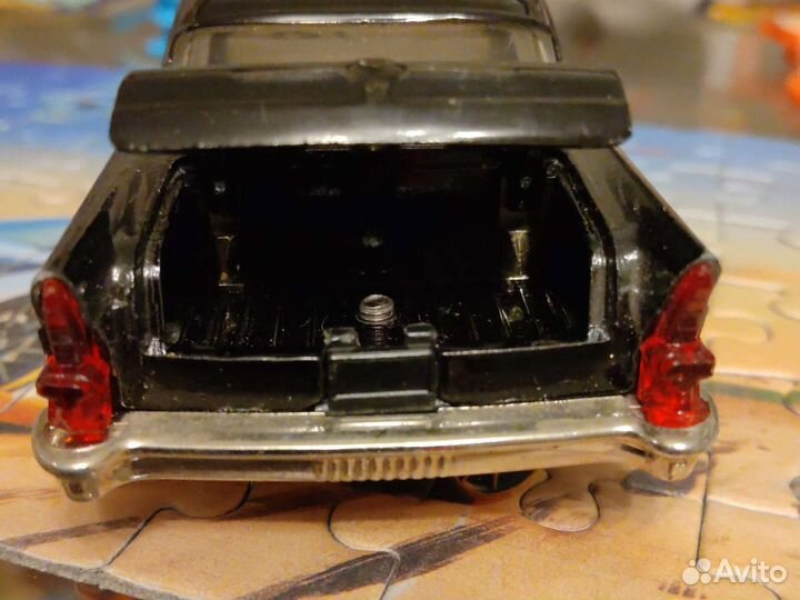 Модель автомобиля Чайка