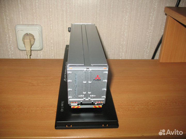Mitsubishi fuso super great V Масштабная модель 1