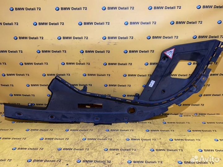 Накладка под капот правая Bmw 5 F07 N55B30A 2010