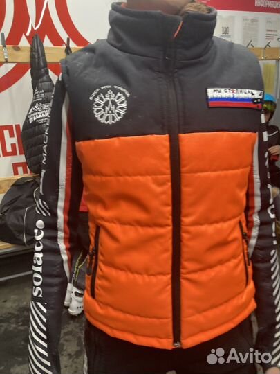 Жилетка женская теплая на 165 рост(на фото 172)