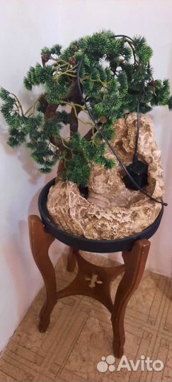 Напольный фонтан