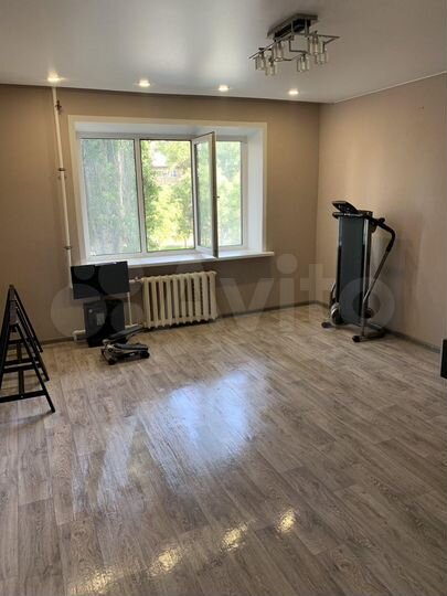 1-к. квартира, 35 м², 4/9 эт.