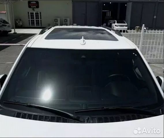 Лобовое стекло на Ford 