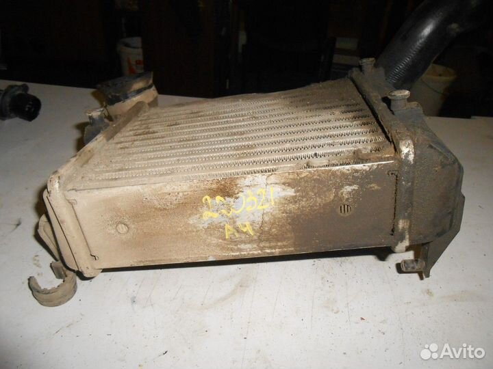 Интеркулер (Audi A4)