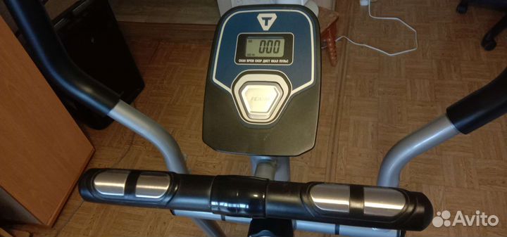 Эллиптический тренажер Torneo Vento C-218