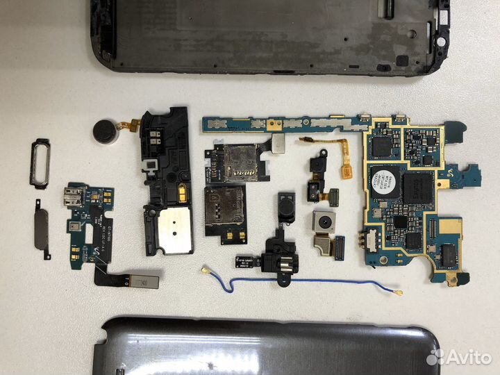 Samsung Note 2 GT-N7100 в разборе