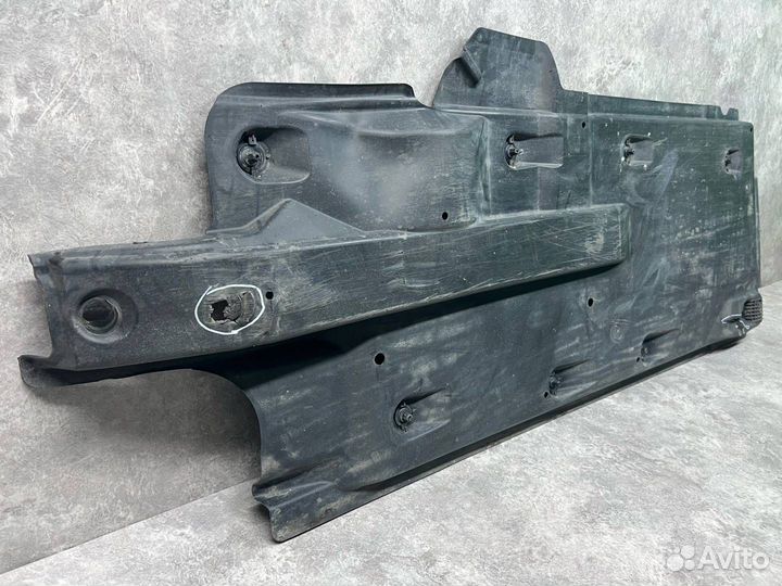 Защита днища Volkswagen Polo 5 612 2011 6RU825202A