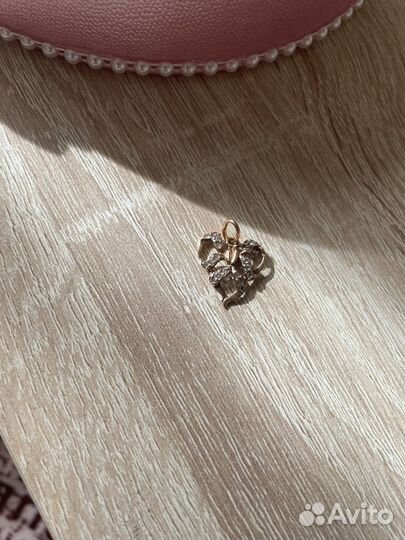 Подвеска золотое