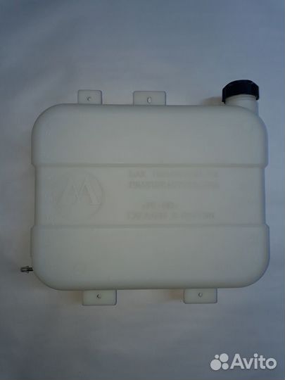 Бак топливный 7 литров пластиковый 340х260х100