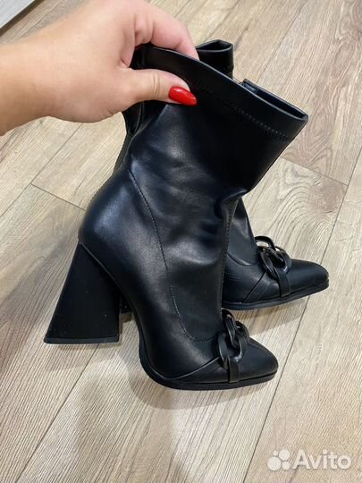 Ботильоны 37
