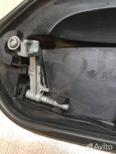 Б/У Кронштейн ручки двери передней правой B#001