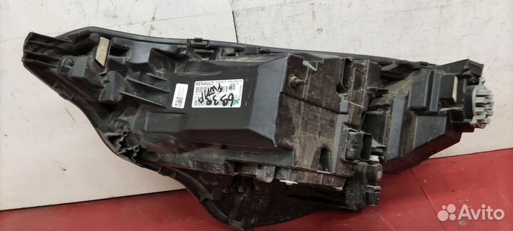 Фара передняя правая Renault Arkana