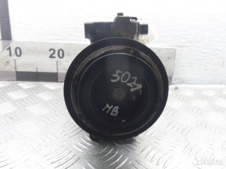 Компрессор системы кондиционирования Mercedes-Benz