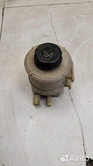 Бачок гидроусилителя Renault Logan