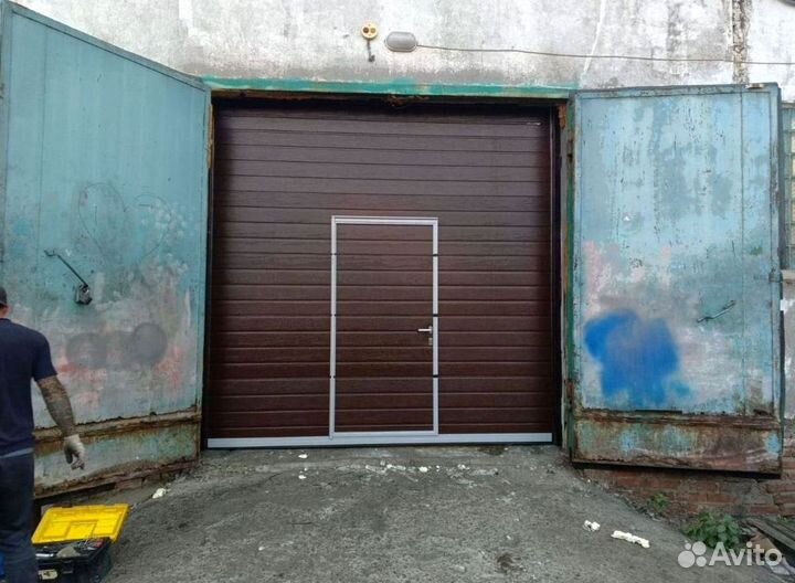 Гаражные ролетные ворота с доставкой