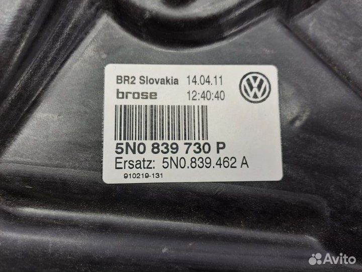 Стеклоподъемник электр. задний правый задний