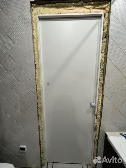 Строительные двери 4 шт