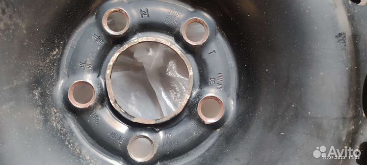 Штампованные Диски r15 на volkswagen polo