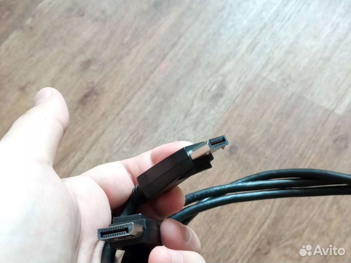 Кабель displayport 1.8m