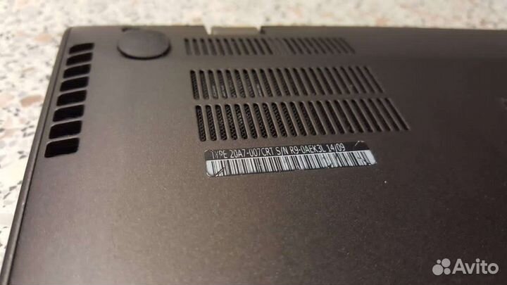 Lenovo ThinkPad X1 Carbon