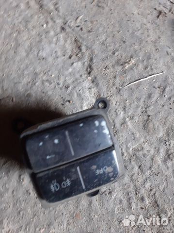 Кнопка противотуманок на Мазда Кседос 9,Миления