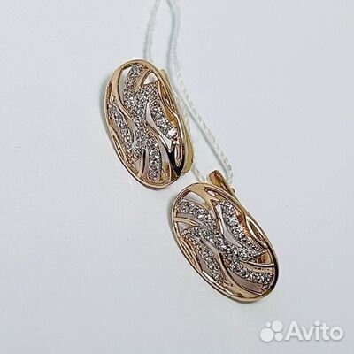 Золотые серьги с фианитом