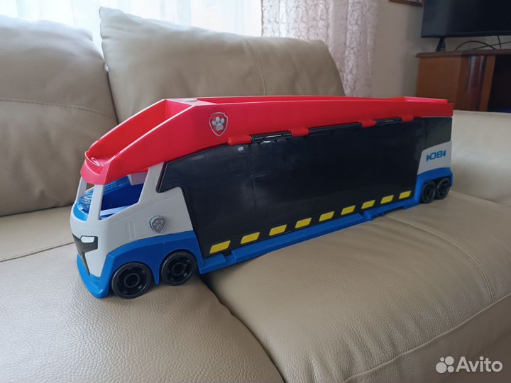 Щенячий патрулевоз