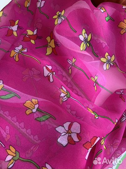 Шифоновый воздушный платок Valentino фуксия