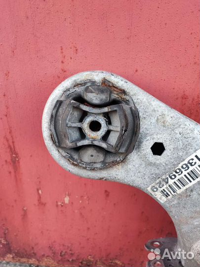 Задний подрамник Мерседес w211