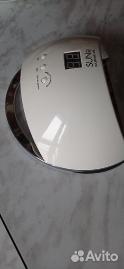 UV/LED лампа для ногтей