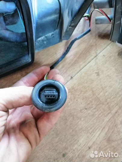 Боковое зеркало BMW E60 европа