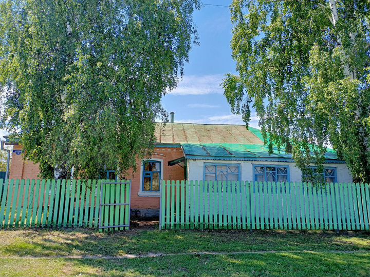 Дом 36,5 м² на участке 27 сот.