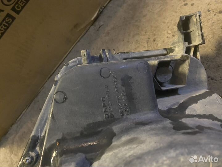 Фара левая toyota land cruiser prado 150