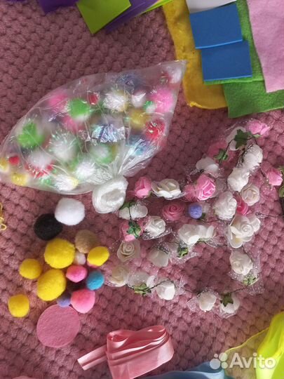 Ленты, лоскутки ткани, декор, товары для рукоделия