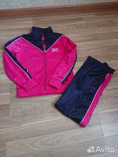 Школьная форма+блузки и спортивный костюм 140