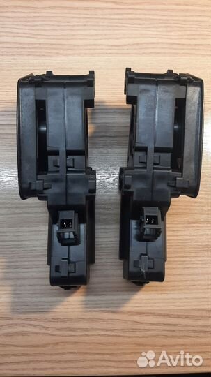 Петля с сервоприводом багажника Skoda Superb 2