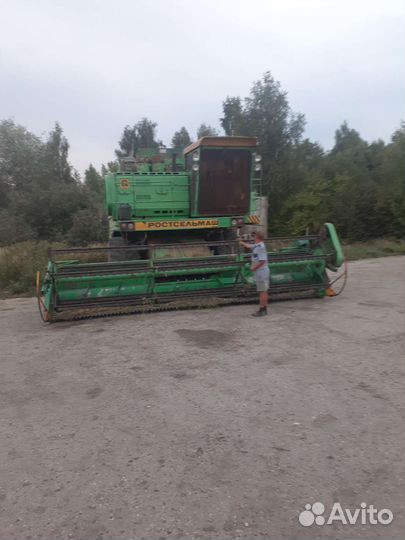 Комбайн Ростсельмаш Дон 1500Б, 2001