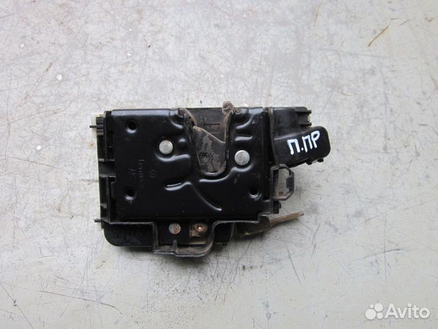 Замок двери передней правой Фольксваген Поло