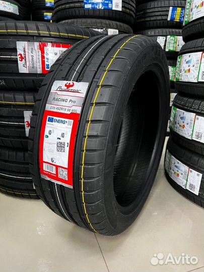 Powertrac Racing Pro 235/45 R18 98W