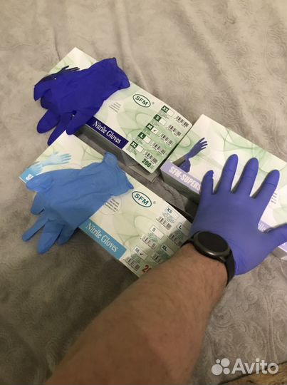 Перчатки нитриловые