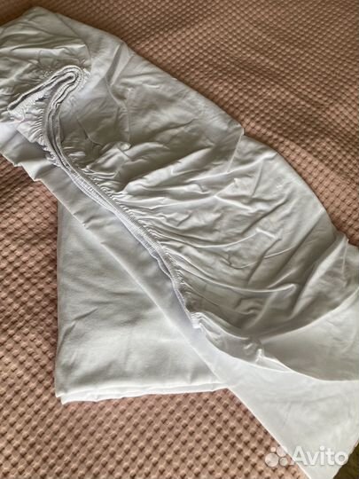 Простынь на резинке 90х180