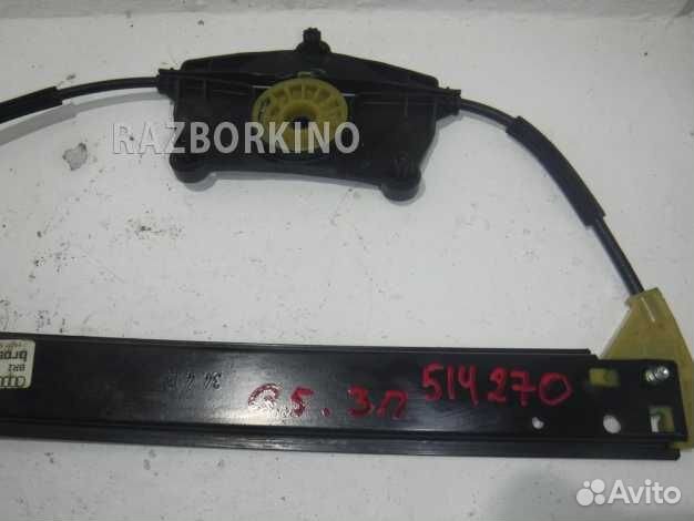 Стеклоподъемник электрический задний правый 8R0839