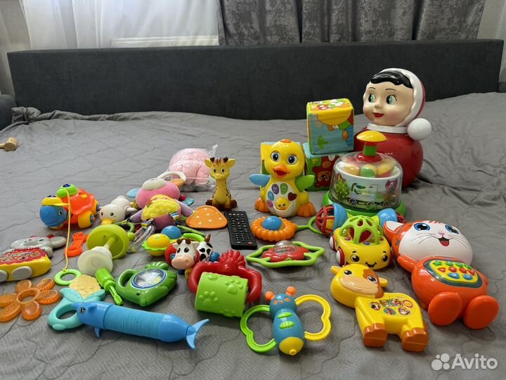 Развивающие игрушки пакетом