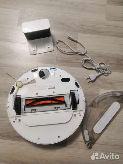 Робот пылесос Xiaomi, рабочий, но требует ремонта